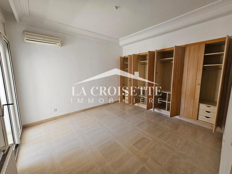 Appartement S+2 à La Soukra 